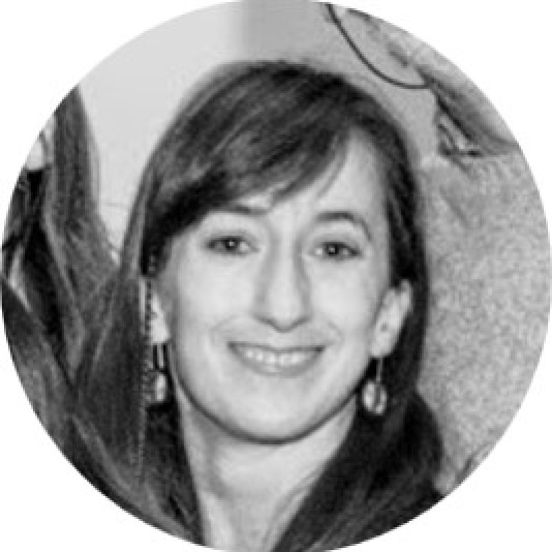 María Silvia Alzuagaray